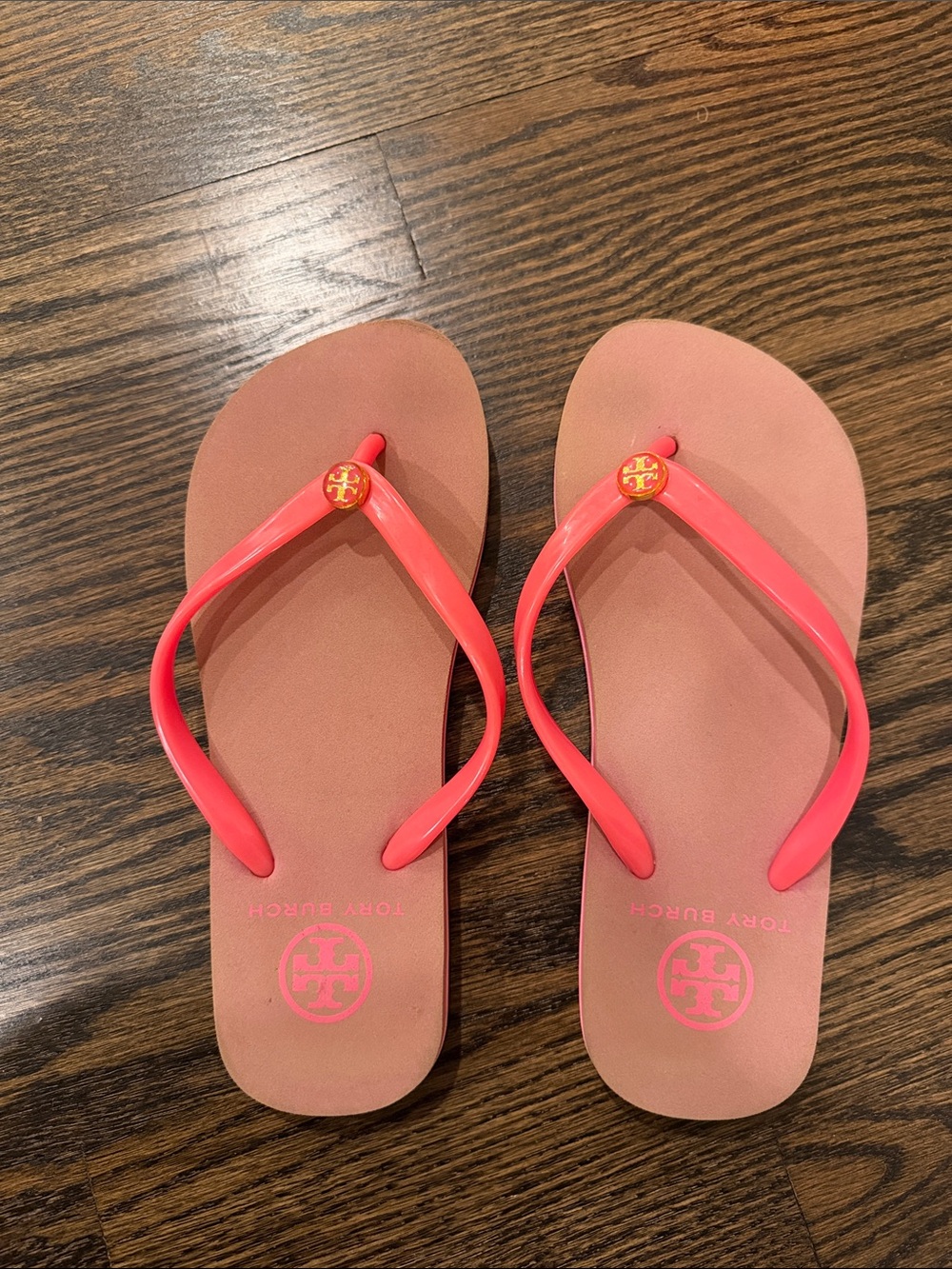 Tory Burch Coral Pink Logo Flip Flop Sandals - Bright Pink Straps